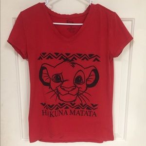 Disney short sleeve HakunaMatata Lion King shirt
